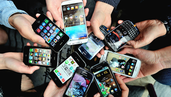 web-smartphones-1-getty-1-2