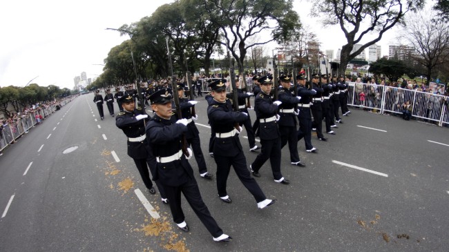 Desfile-Bicentenario-1920-27